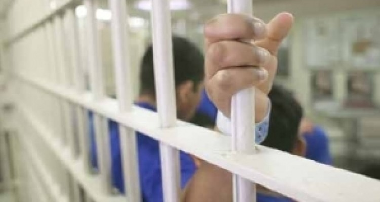 	وجود ۱۲هزار زندانی غیرعمد درکشور/ ۲هزار بدهکار دیه در زندان هستند 