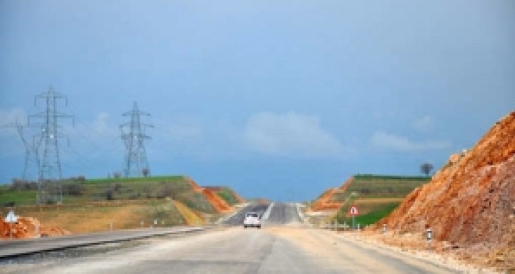 	بزرگراه کربلا با تامین اعتبار تاپایان امسال به بهره برداری می رسد 