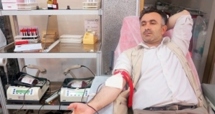 	مردم کرمانشاه 3600 واحد خون اهدا کردند 