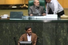  اگر رییس جهمور خواسته های چهارگانه نمایندگان مردم کرمانشاه را نپذیرد ، ایشان را همراهی نخواهیم کرد 