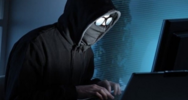 	مهمترین علت موفقیت مجرمان سایبری ناآگاهی کاربران مجازی است 