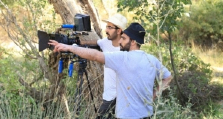 	تولید فیلم داستانی «ایمام» در کرمانشاه/ انتظار دختر ناشنوای کرمانشاهی برای دیدار با رهبر انقلاب 