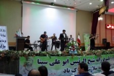 	مراسم گرامیداشت روز پزشک در تالار گل نرگس برگزار شد 