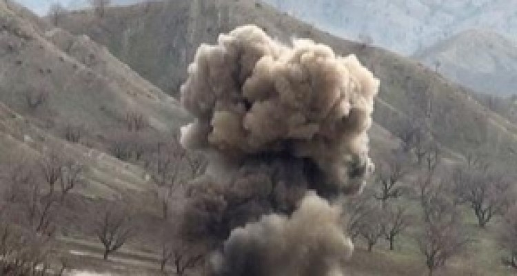 	انفجار در منطقه آق داغ قصرشیرین / موج گرفتگی یک راننده گریدر 