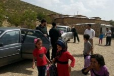 	یاری رسانی سبز پوشان انقلابی به دانش آموزان یتیم و محروم در اورامانات/ همت سپاه پاسداران برای محرومیت زدایی 