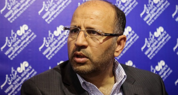 هزینه ثبت سند تویوتا ۳.۵میلیون است/ مشاوره غلط به وزیر کشور دادند