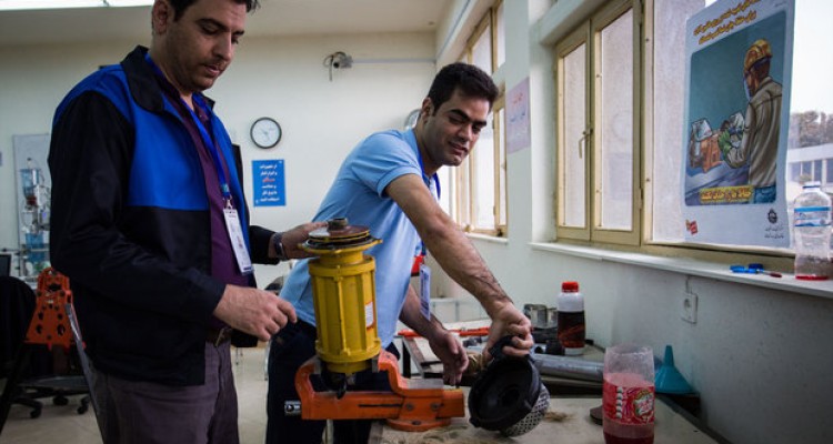 آموزش مهارت به فارغ التحصیلان دانشگاهی کلید خورد