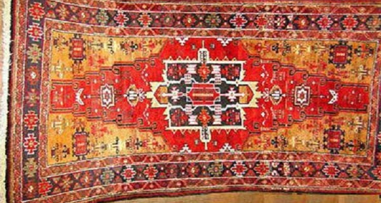 قالیبافی سیستان ظرفیتی برای خروج از بحران/نقشه و رنگ ها به روز شد