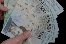 اسکناس‌های جدید ونزوئلا منتشر شد/پول‌هایی به ارزش چند سنت آمریکا