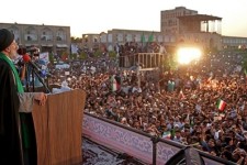 گرفتن مالیات از یقه سفیدها و بدحساب‌ها هنر است نه کاسبان خوش‌حساب/ مشکل ما کمبود نقدینگی و منابع نیست؛ ضعف مدیریت است/ در دولت از قالیباف استفاده خواهیم کرد