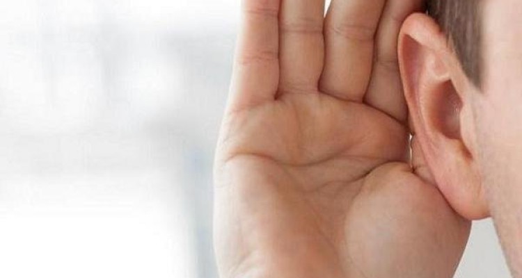 ایرانی های کم شنوا کمتر از سمعک استفاده می کنند
