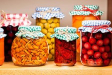  راز و رمز تهیه خوشمزه ترین ترشی 