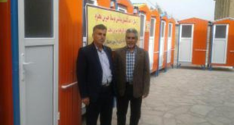 توزیع 10 کانکس سرویس بهداشتی بین مددجویان نیازمند روستایی و شهری 