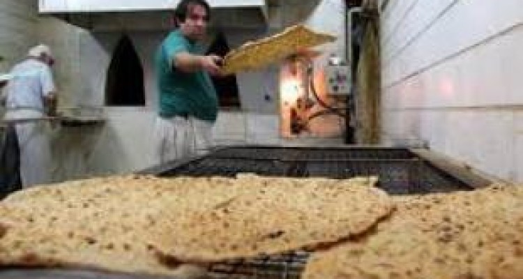 واگذاری نانوایی‌های کرمانشاه به جای بدهی آرد /اعتراض کارگران خبازی به دستمزدهای پایین