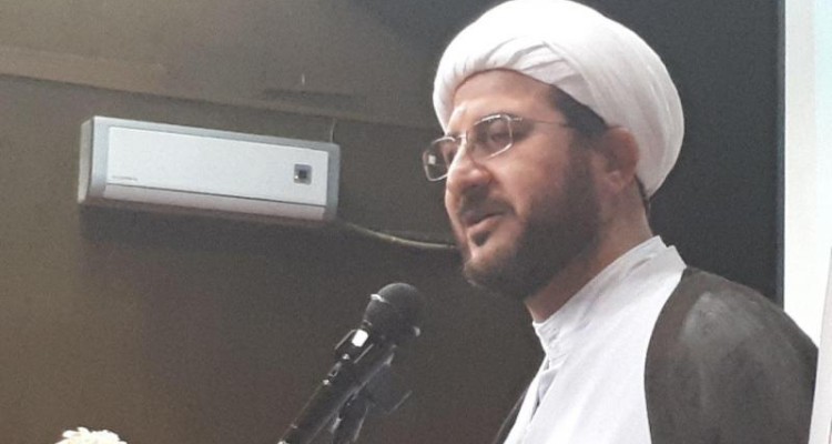 دومین مراسم یادبود حجت الاسلام والمسلمین عزیزمراد منصوری در صحنه برگزار شد