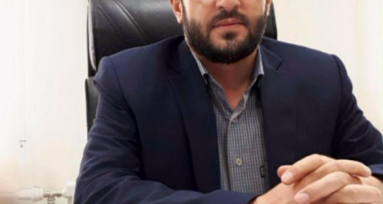 دکتر بیژن نجفی : منافقین بیماران و مجروحان بیمارستان اسلام آباد را زنده به آتش کشیدند