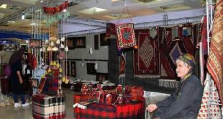 کج‌سلیقگی متولیان صنایع‌دستی در عدم حمایت از نوآوری‌های هنرمندان /دلزدگی صنعتگران 