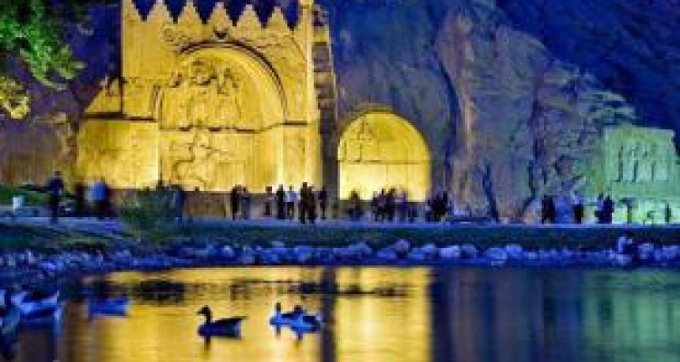 «طاقبستان» در حصار «کَپَک» و «تَرَک» /سایه سنگین غفلت بر سر تاریخ مصور ایران باستان 