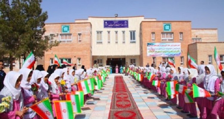 بهره برداری از ۱۱۰مدرسه بنیادبرکت درمناطق محروم کشور