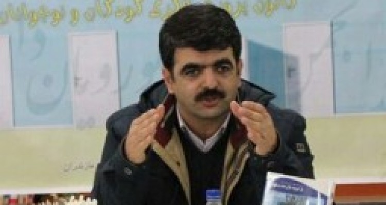 مرتضی حاتمی از شاخ بلوطی برای نوجوانان می‌گوید