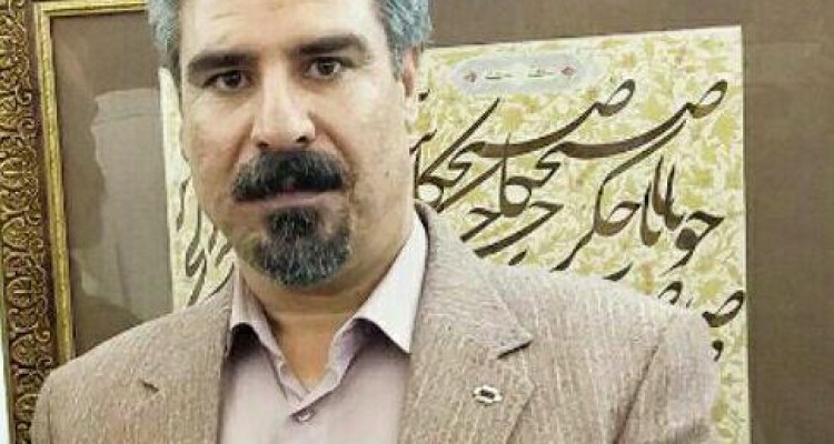 اکثر مدارس ما به جای آموزش خط نستعلیق تحریری از سبک قدیمی استفاده می شود