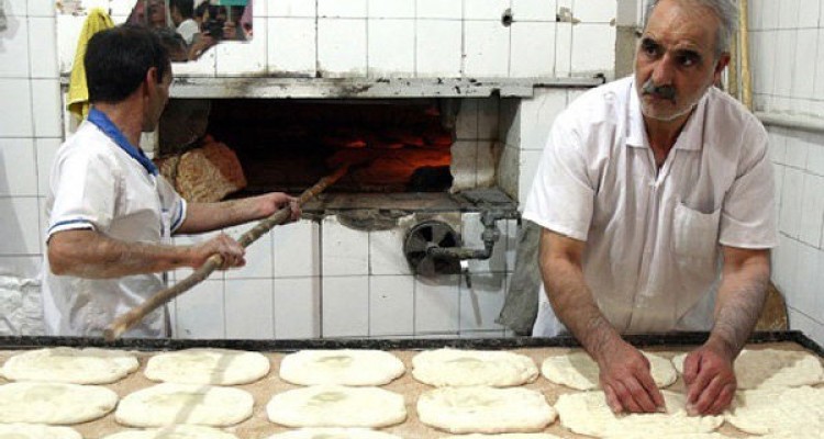 پایش فلزات سنگین گندم/غنی سازی آرد نانوایی ها با ویتامین D