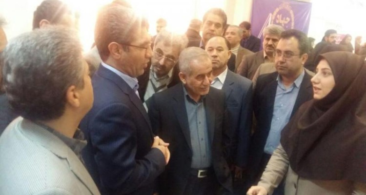  واحدهای فناور کانون شکوفایی و خلاقیت شهرستان صحنه در نمایشگاه هفته پژوهش کرمانشاه شرکت کردند + تصویر