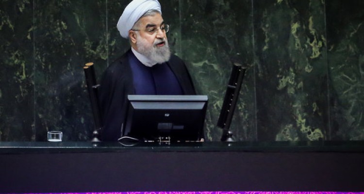 آمریکا ازتوانمندی ایران می‌ترسد/ ملت با استقامت بیشتر خواهدایستاد