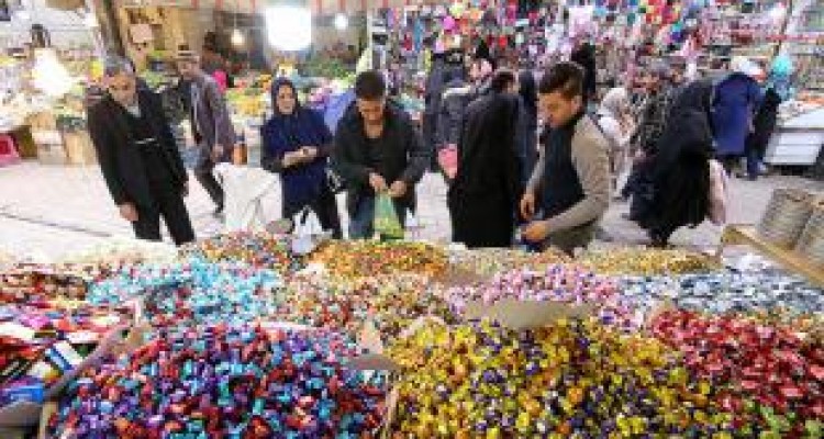  ۸ اکیپ نظارتی بازار شب عید کرمانشاه را رصد می‌کنند 
