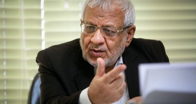 دیپلماسی مقاومت موجب رفع توقیف نفتکش شد/ سیاست خارجی تخیلی نباشد