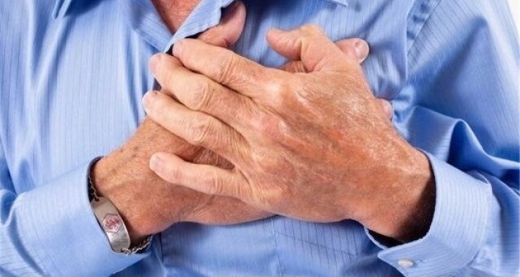  هنگام بروز حمله قلبی چه کنیم؟