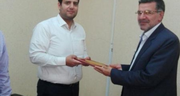 پروانه فعالیت موسسه خیریه بیمارستانی دکتر معاون شهرستان صحنه اعطا شد 