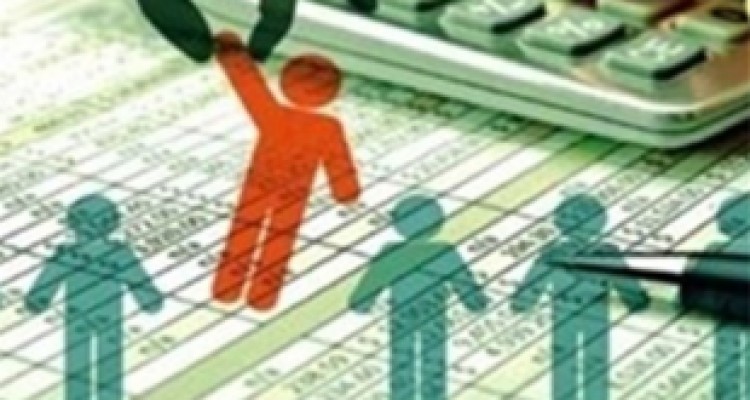 حذف «فله‌ای» یارانه‌ بگیران؛ کج‌راهه تیم اقتصادی دولت 