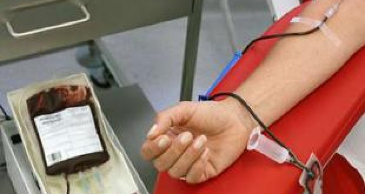 کاهش مراجعات مردمی برای اهدا خون در کرمانشاه /20 درصد بانوان شرایط اهدا دارند 