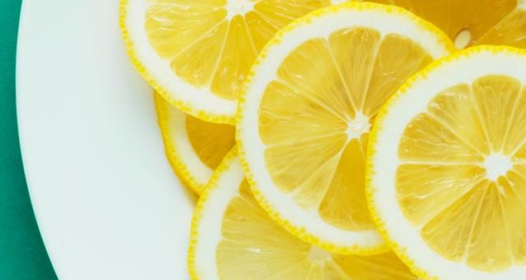 خواص لیمو شیرین برای سلامت فرق سر تا نوک پا
