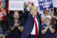 حمایت اکثریت مردم آمریکا از استیضاح ترامپ