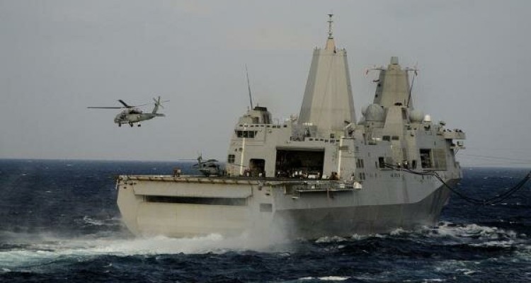 اختلاف در ارتش آمریکا و احتمال استعفای وزیر نیروی دریایی