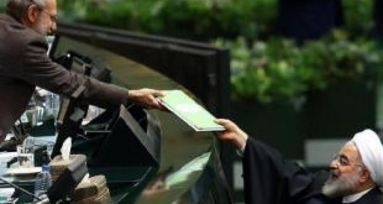 کالبدشکافی بودجه 99/ از رقم‌های موهومی تا نادیده گرفتن درآمدهای مالیاتی کلان 