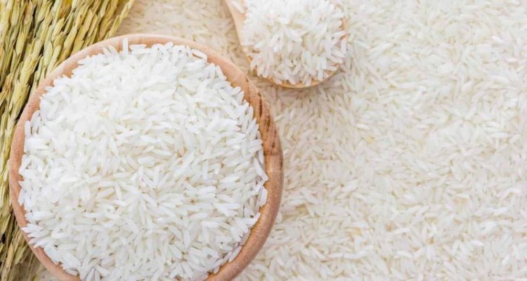  اهدا زکات مستحبی در قالب ۱۸۲ کیلوگرم برنج مرغوب