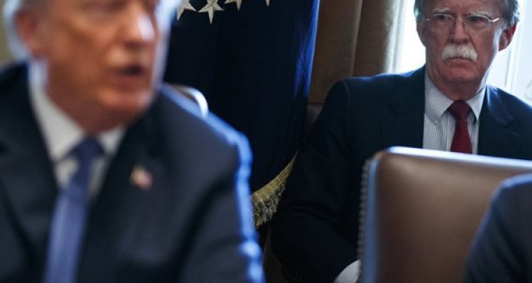 شلیک بولتون به مغز ترامپ در بحبوحه روند استیضاح