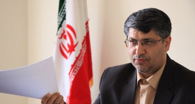 سخنان روحانی عامل تفرقه است/ می‌خواهد به اصلاحات نفس مصنوعی بدهد