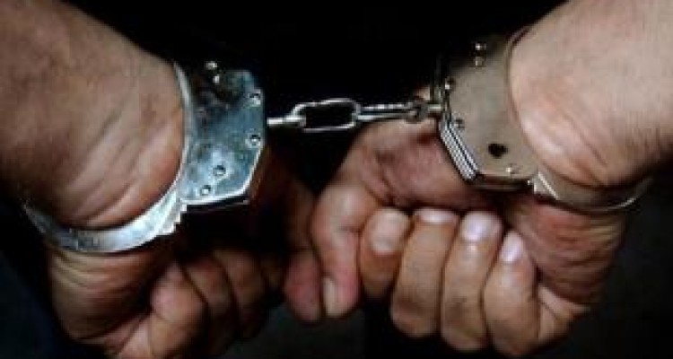 دستگیری قاچاقچی فراری در کرمانشاه 