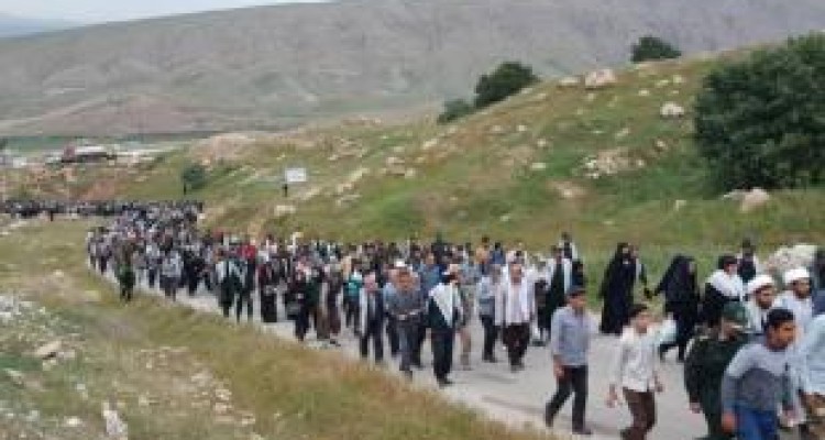  اعزام ۶۵۰۰ دانش‌آموز کرمانشاهی به مناطق عملیاتی غرب 