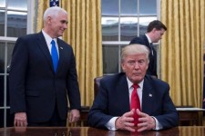 ادامه اقدامات ضد ایرانی کاخ سفید به بهانه مقابله با کرونا