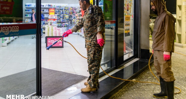 جهادگران گمنام در دل شب/از بنزین زدن به جای مردم تاتولید۵هزارماسک