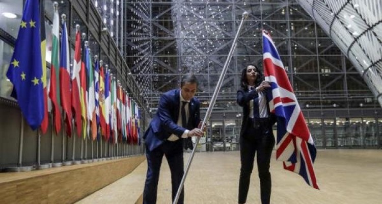 انگلیس به لیست کشورهای ممنوع‌السفر به آمریکا افزوده می‌شود