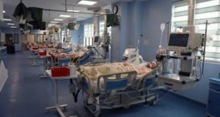 لزوم افزایش ظرفیت بستری مبتلایان به کرونا در کرمانشاه 