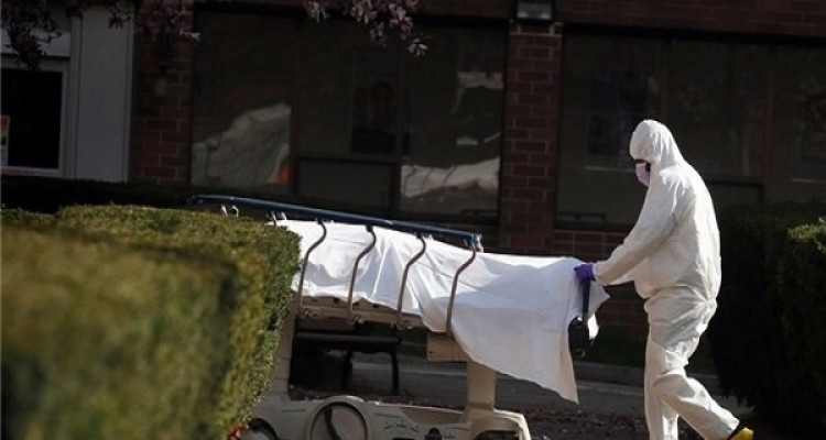 کرونا در آمریکا رکورد زد/ثبت ۲۲۲۸ قربانی در یک روز