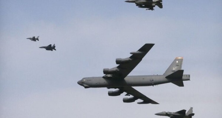 آمریکا تمامی بمب‌افکن‌های راهبردی خود را از گوام خارج کرد