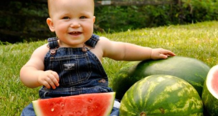  فواید هندوانه برای کودکان 